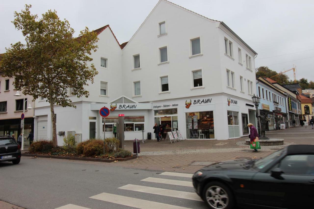 Exclusive Wohnung 2 Im Herzen Der Altstadt In Naehe Der Uniklinik Homburg (Saar) Exterior photo